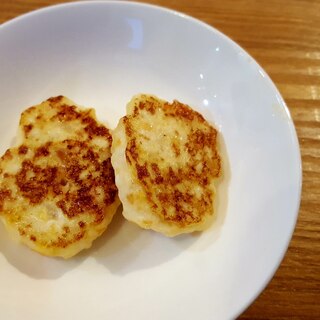 【離乳食後期】鶏むね肉と野菜の豆腐ハンバーグ